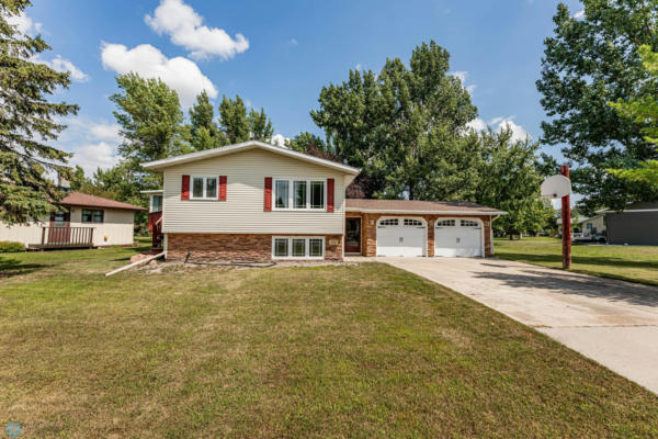 604 LOYAL AVE, HILLSBORO, ND 58045 - Image 1